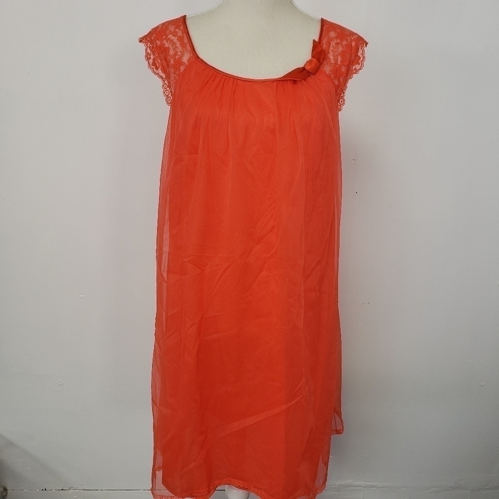 Vintage 60s/70s Vanity Fair Night Gown Negligee S EUC Nylon/Tricot
